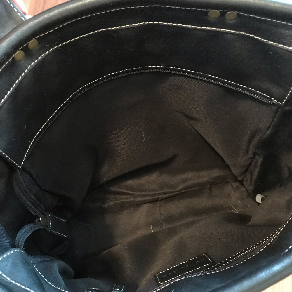 Levenger Black Leather St. Tropez Tote Bag - Picture 4 of 8